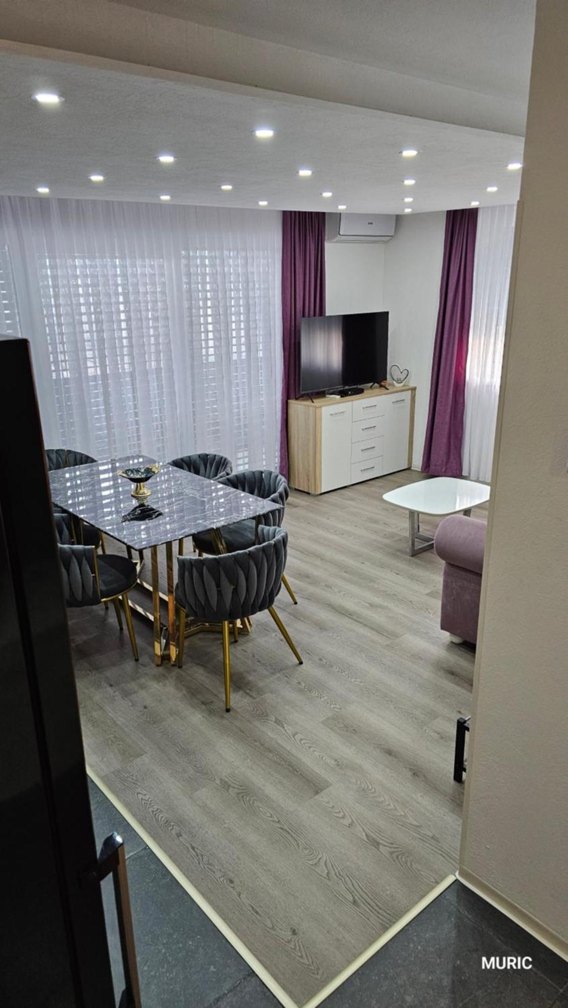 Muric Apartment *