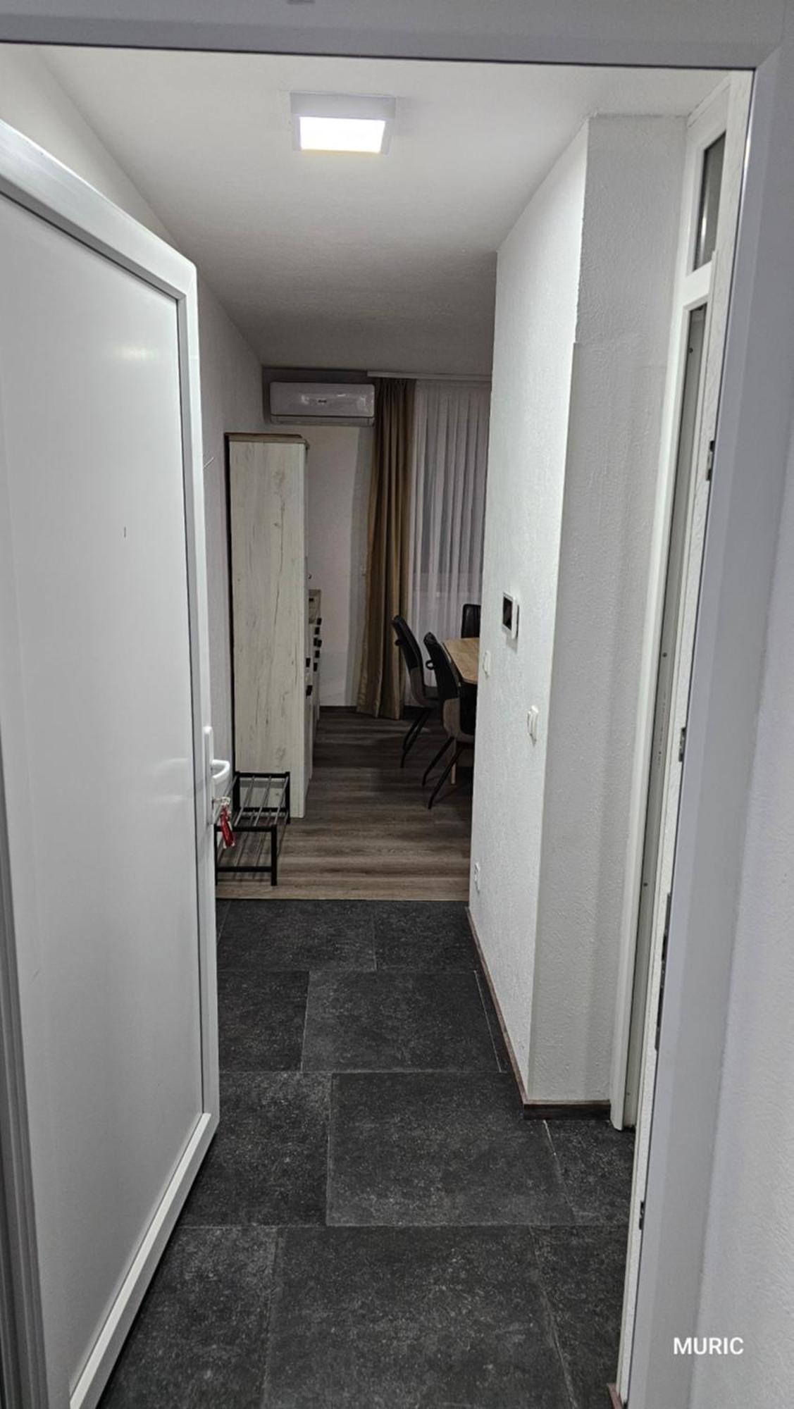 Muric Apartment *